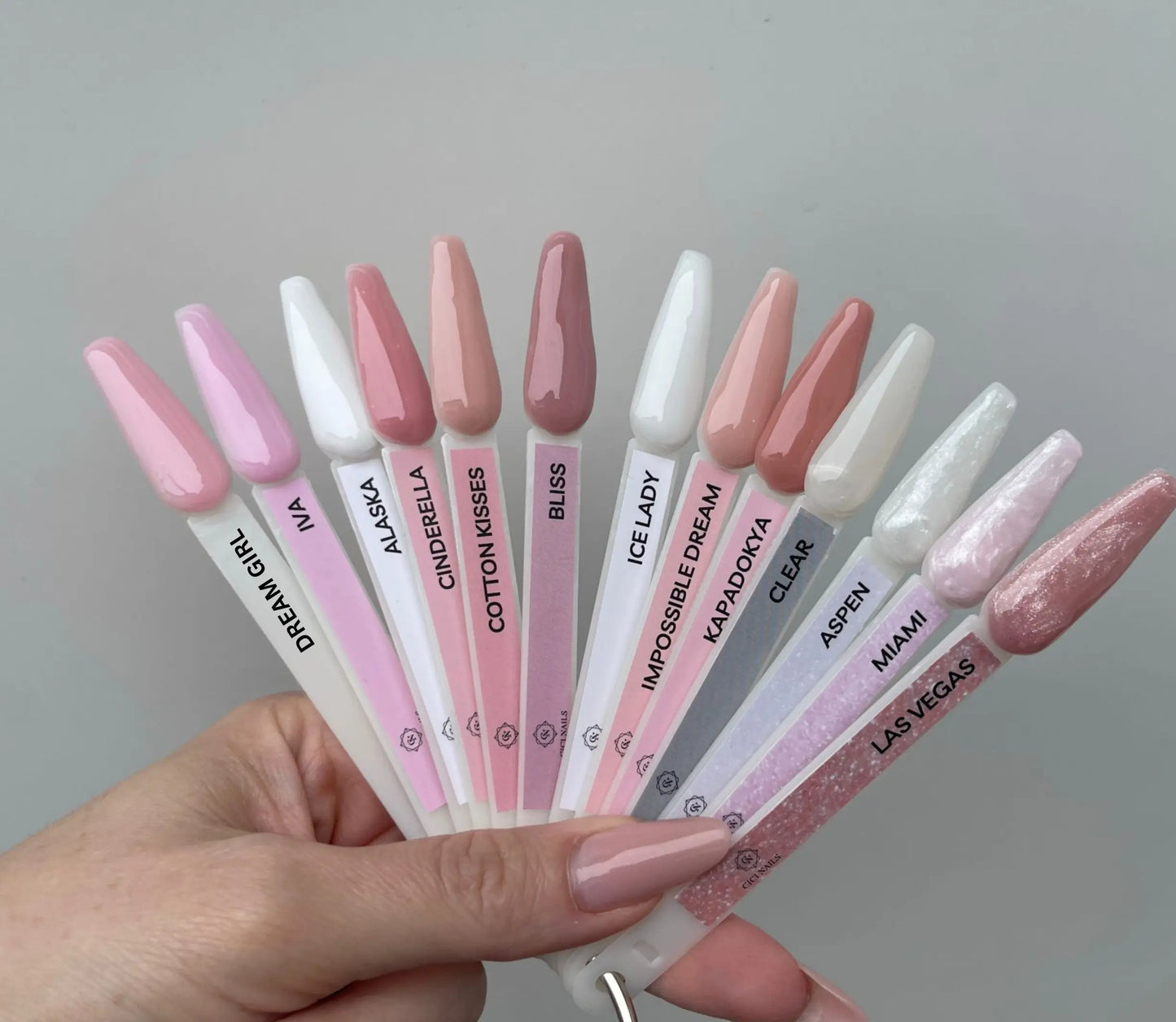 JAM SILKY BLUSH – warme Nude-Rosa-Nuance Aufbaugel