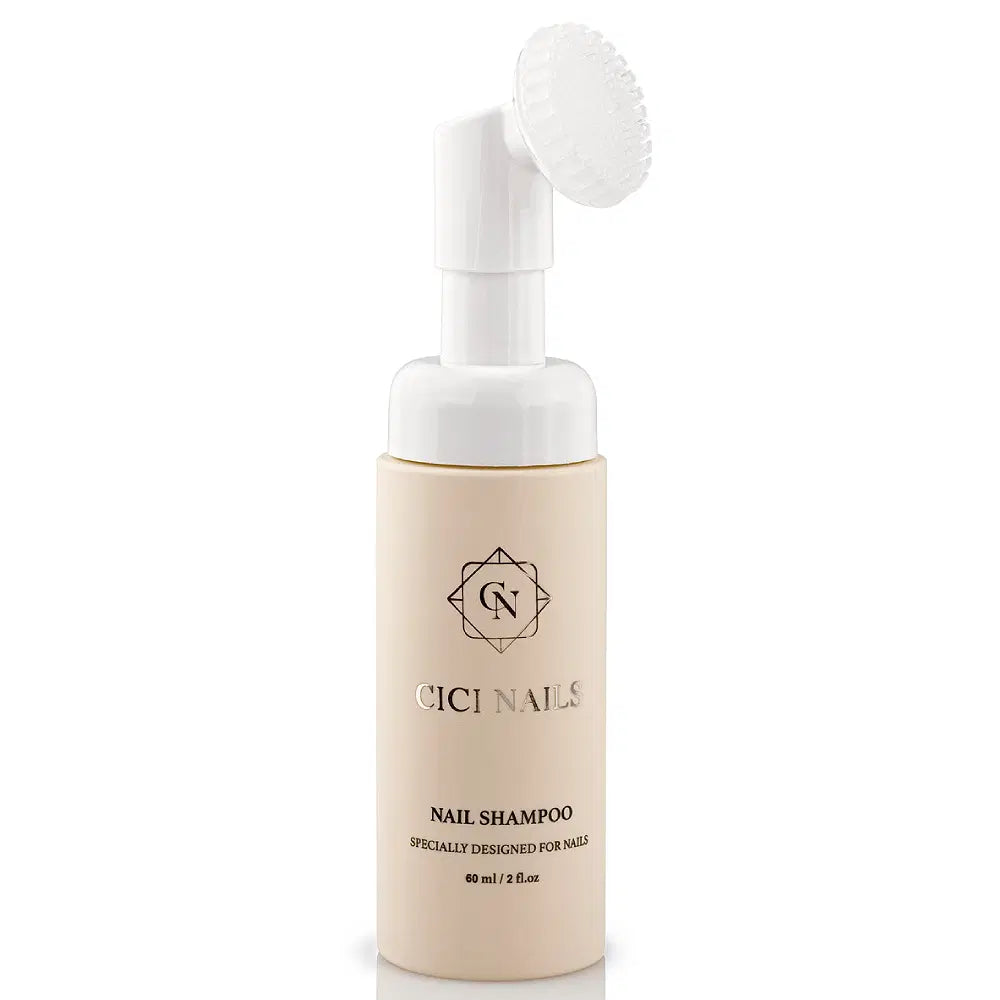 Nail-Shampoo mit Erdbeerduft