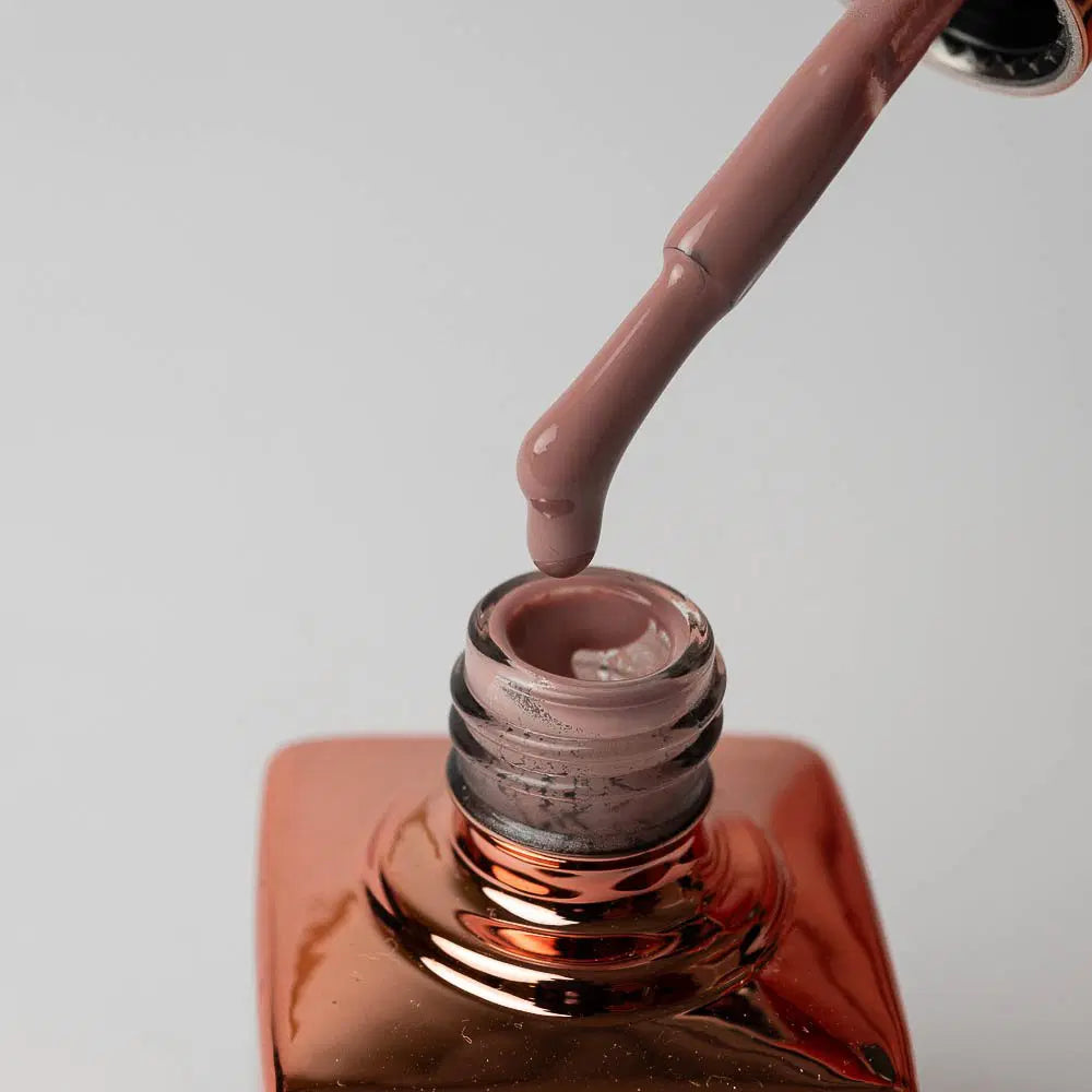 Choco Nude 15ml – Gel-Lack in einem warmen Schokoladen-Nude-Ton