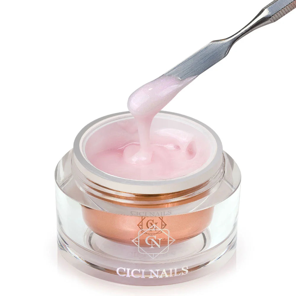 LEVEL UP SUGAR KISSES – kühler Nude-Ton mit perlmuttartigem Schimmer